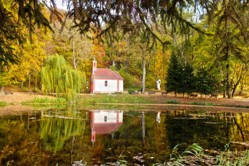 Magyarország legszebb templomai: Szent-kút kápolna, Bakonybél