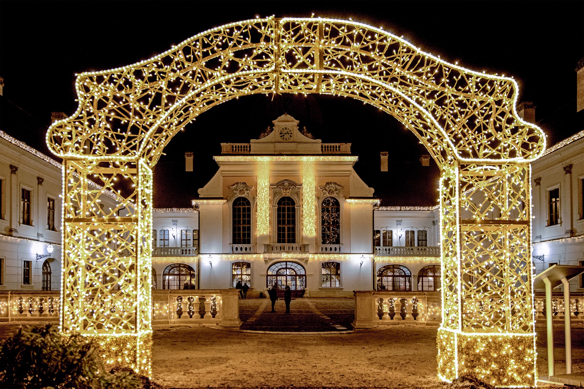 10 káprázatos fénypark és fénykiállítás Budapesten és környékén 2025 őszén